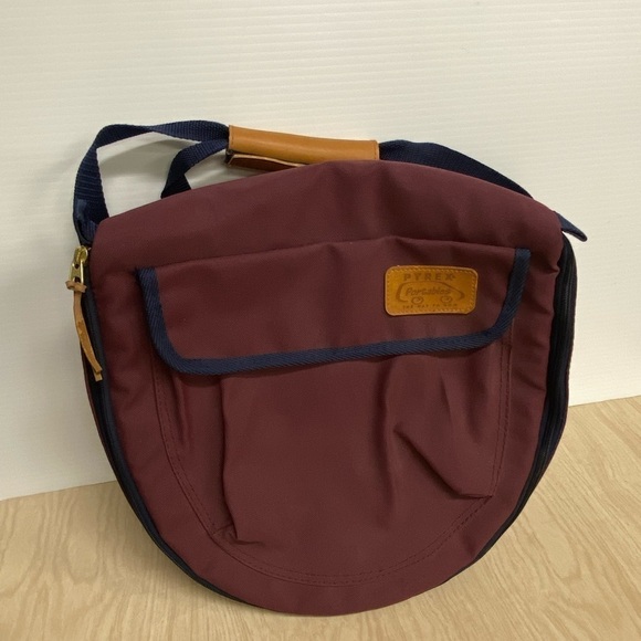 Pyrex Portables Round Insulated Carrier Carrying Case Bag Maroon - Picture 1 of 5